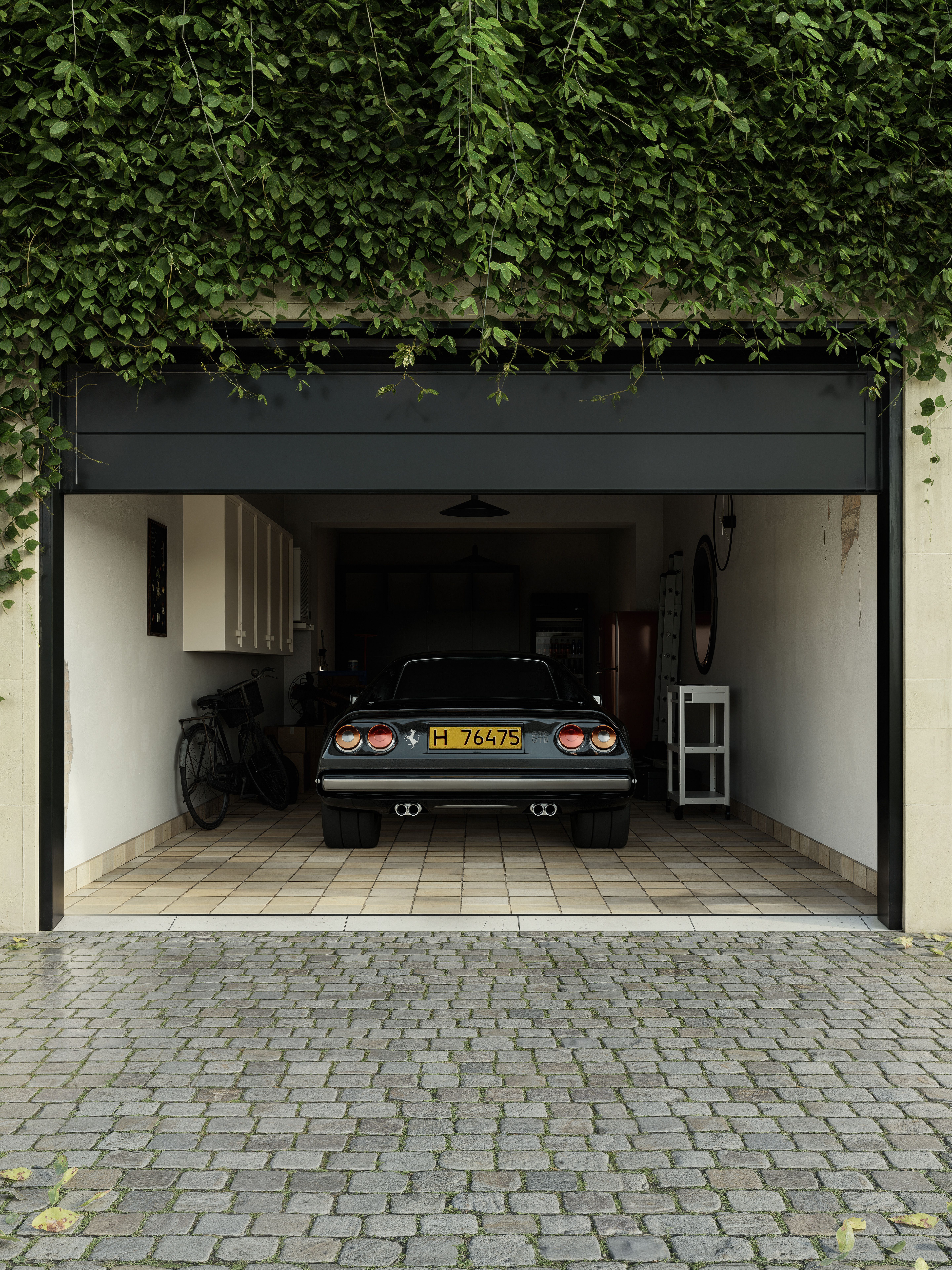 Carro estacionado em uma garagem residencial